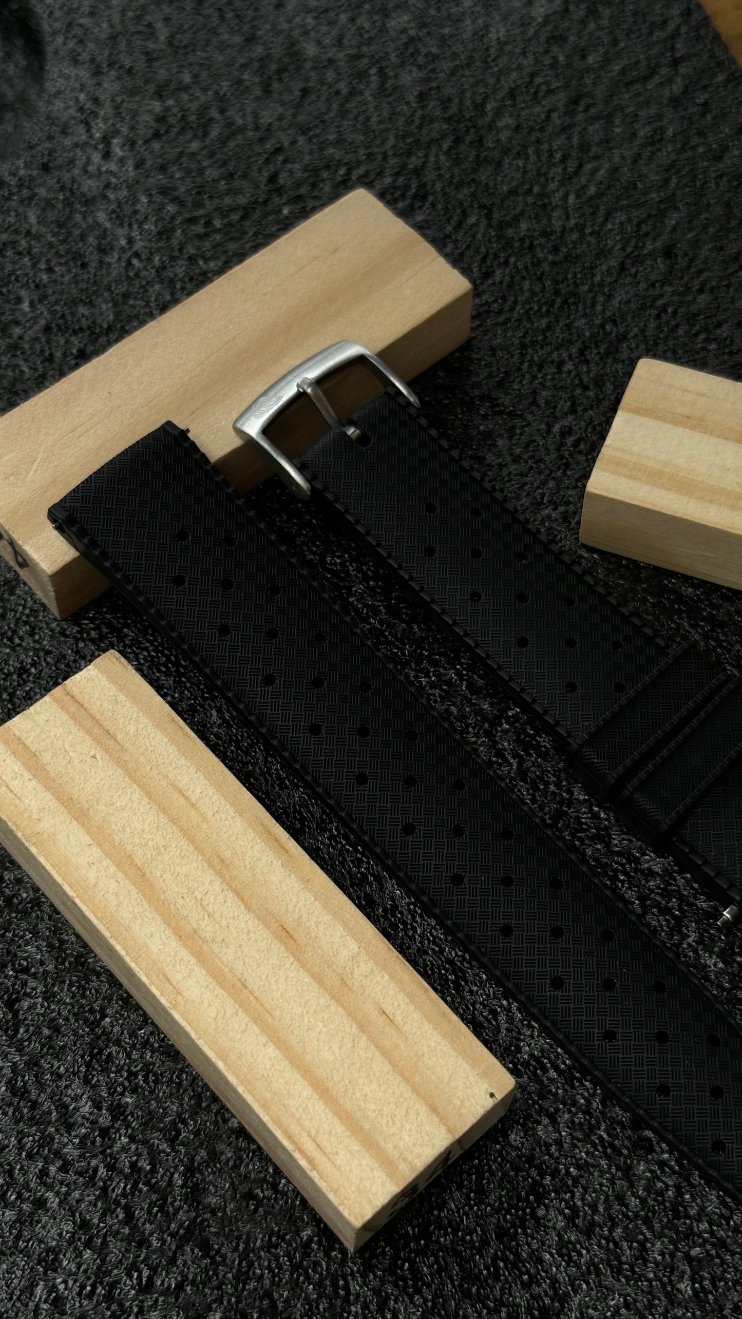 Coromandel Watch Co - FKM Tropic Ruber Strap - 20mm